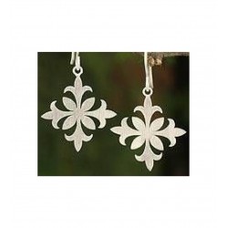 925 Ayar Tasarım Çiçek Model Gümüş Kadın Hediyelik Küpe