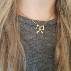 Gümüş Fiyonk Kadın Kolye Özel Gün Hediyesi