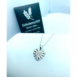 Kalem İşlemeli Gümüş Hediyelik Kadın Kolye