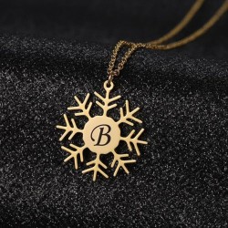 Kişiye Özel Harfli Kar Tanesi Model Gümüş Kolye