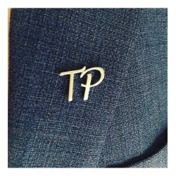 Kişiye Özel İsimli 925 Ayar Gümüş Erkek Yaka Broşu Özel Gün Hediyesi