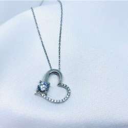 Tektaşlı Kalp Özel Gün Hediyesi Gümüş Kolye