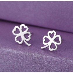 Yonca Model Gümüş Küpe