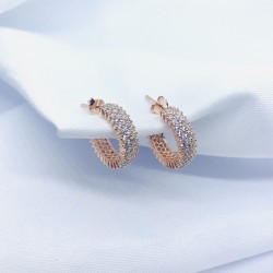 Zirkon Taşlı Halka Gümüş Küpe Zirkon Taşlı Halka Gümüş Küpe