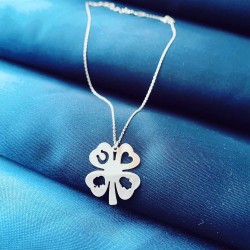 925 Ayar 4 Yapraklı Yonca Model Şans Hediyelik Gümüş Kolye