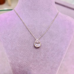 Damla Taş Model Kadın Özel Gün Hediyesi Gümüş Kolye