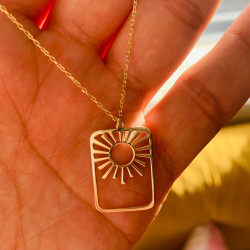 925 Ayar Güneş Model Kadın Kolye