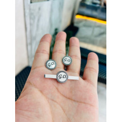 925 Ayar Gümüş Kişiye Özel Harf Detaylı Kol Düğmesi ve Kravat İğnesi Seti