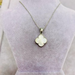 Sedef Taşlı Yonca Model 925 Ayar Gümüş Kadın Kolye